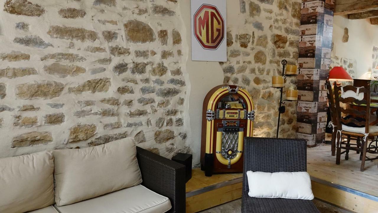 Hotel L'écurie à Saint-Germain-lès-Arlay Extérieur photo
