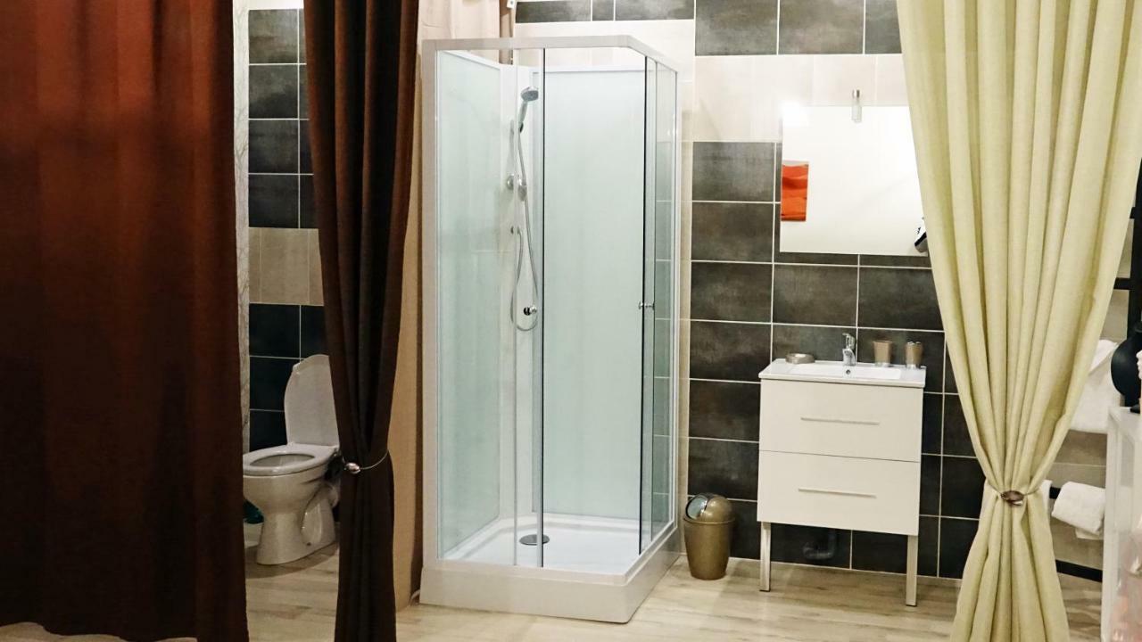 Hotel L'écurie à Saint-Germain-lès-Arlay Extérieur photo