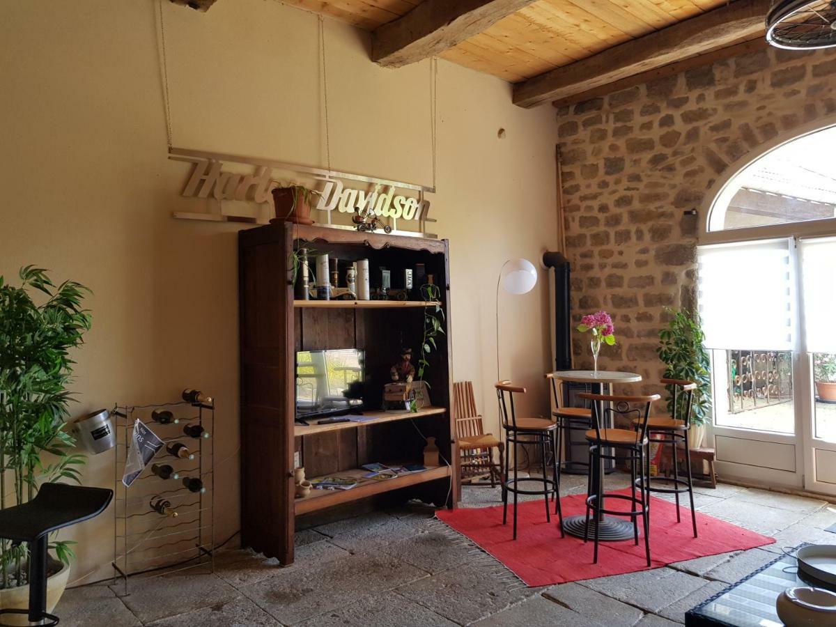 Hotel L'écurie à Saint-Germain-lès-Arlay Extérieur photo